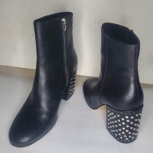 Dolce Vita Black Leather Ankle Boots Studded Heel, Side Zip, Size 9